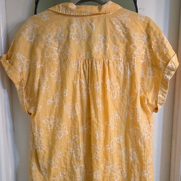 a.n.a Yellow Floral Button Down Shirt - Picture 7 of 7